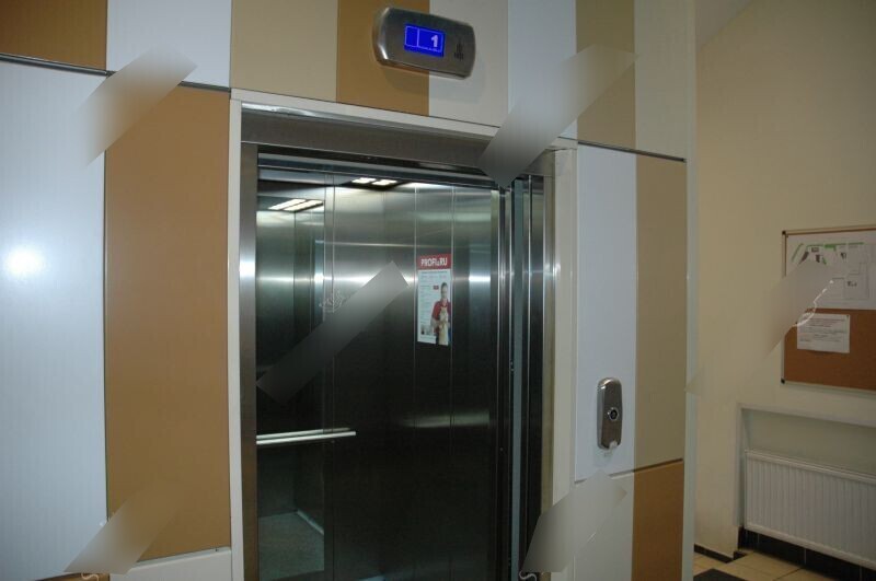 Фотография рекламного носителя, тип: Постер/баннер, адрес: Бизнес-центр «Бизнес парк», Цветочная ул., д.18, Санкт-Петербург, Россия. Сторона/вариант №657439