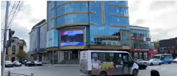 Фотография рекламного носителя, тип: Медиафасад, адрес: Магомеда Ярагского ул. X Батырая ул., Махачкала, Республика Дагестан, Россия. Сторона А1-А10 №1005324