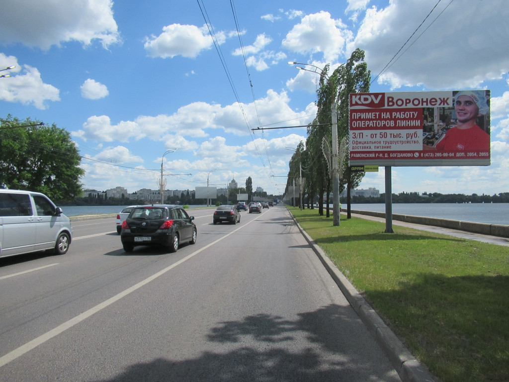 Фотография рекламного носителя, тип: Билборд 3x6, адрес: Дамба Чернавского моста, поз.1, справа при движении из центра, Воронеж, Воронежская область, Россия. Сторона А №961258