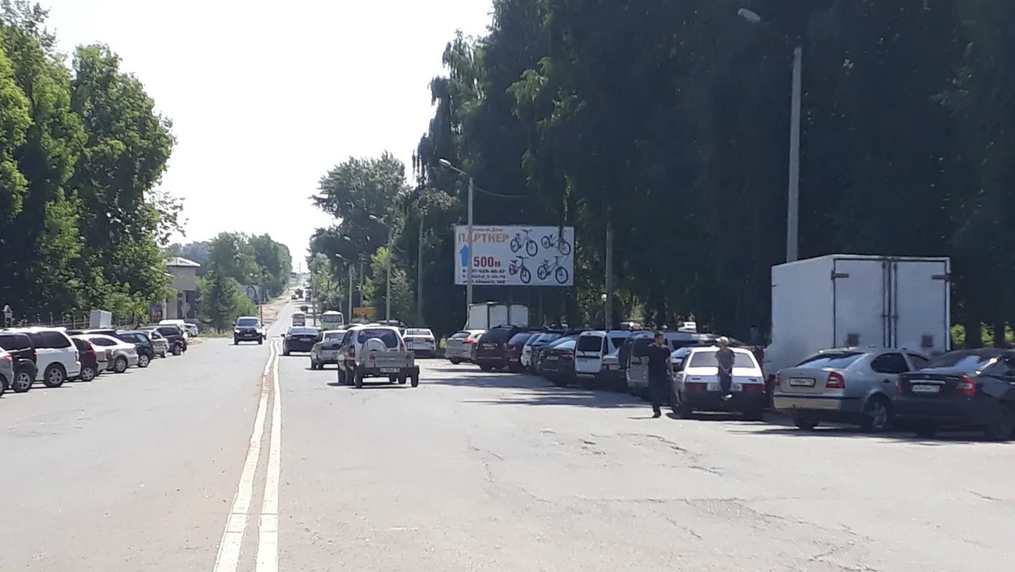 Фотография рекламного носителя, тип: Билборд 3x6, адрес: К.Маркса ул., д.85А, Чистополь, Республика Татарстан, Россия. Сторона A №847745