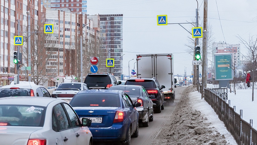 Фотография рекламного носителя, тип: Ситиформат 1.8x1.2, адрес: Уинская ул., д.8, Пермь, Пермский край, Россия. Сторона А1-А6 №759158