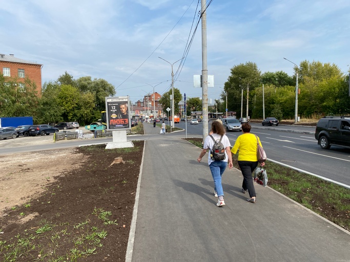 Фотография рекламного носителя, тип: Ситиформат 1.8x1.2, адрес: Куйбышева ул., д.111, Пермь, Пермский край, Россия. Сторона B №1050925