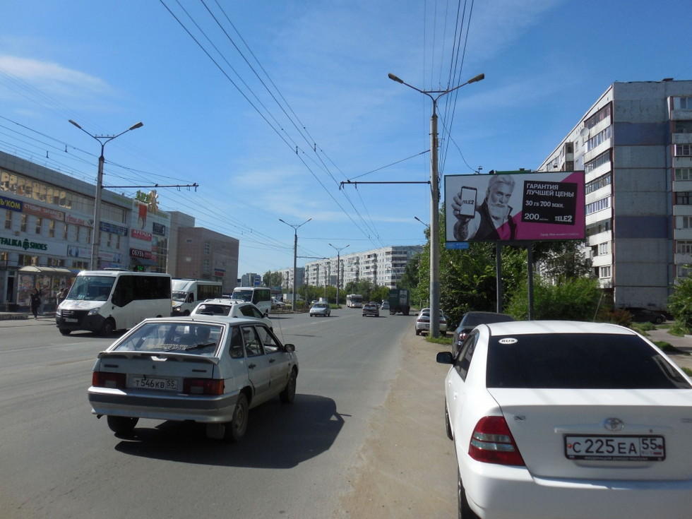 Фотография рекламного носителя, тип: Билборд 3x6, адрес: Дианова ул., д.4, Омск, Омская область, Россия. Сторона А №1009751