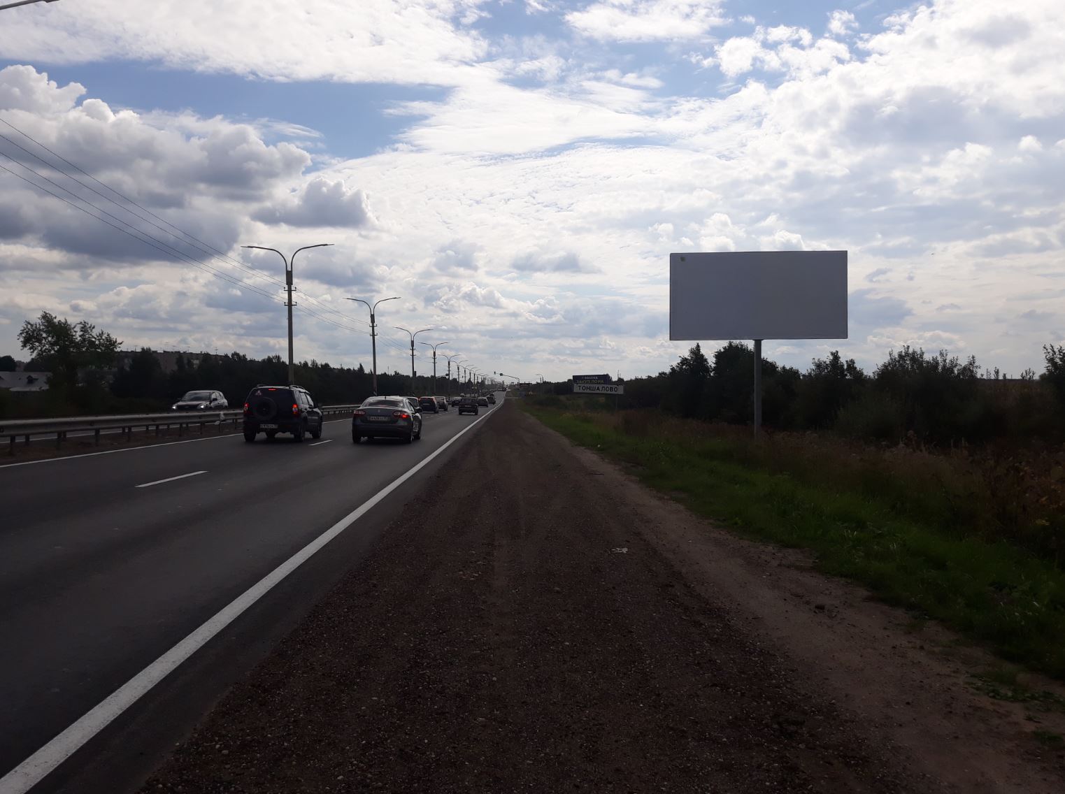 Фотография рекламного носителя, тип: Билборд 3x6, адрес: Кирилловское ш., 50 м до знака Тоншалово пос., Череповец, Вологодская область, Россия. Сторона A №992067