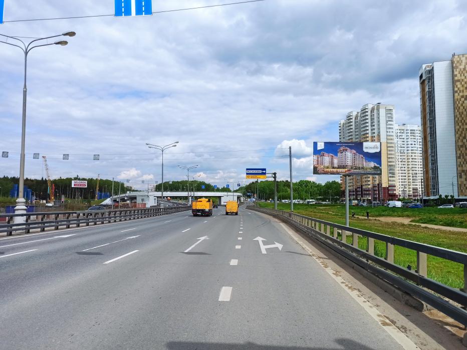 Фотография рекламного носителя, тип: Билборд 3x6, адрес: Боровское ш., д.4, стр.2, напротив, Москва, Россия. Сторона А №824532