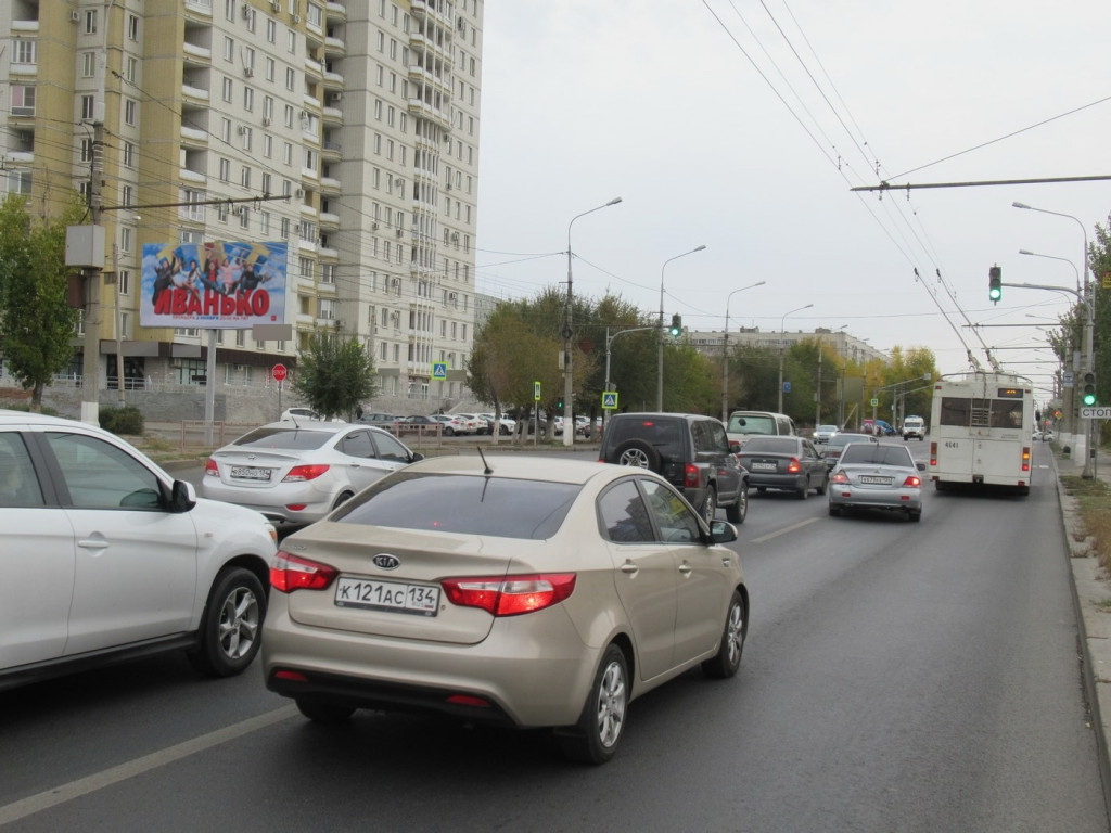 Фотография рекламного носителя, тип: Билборд 3x6, адрес: Н. Отрады ул., АЗС Лукойл, Волгоград, Волгоградская область, Россия. Сторона Б №599402