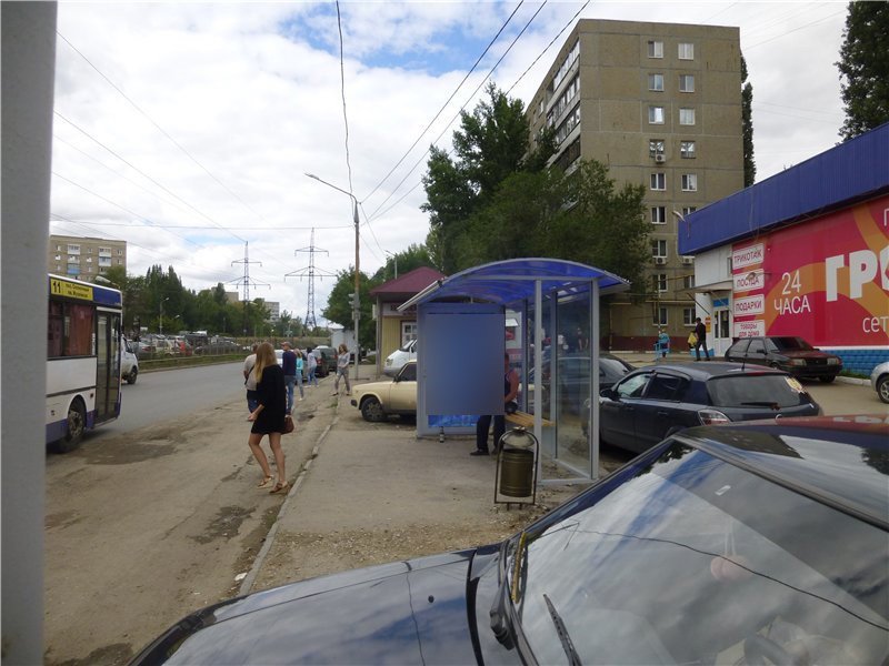 Фотография рекламного носителя, тип: Остановка 1.8x1.2, адрес: Тархова ул. Х Перспективная ул., Саратов, Саратовская область, Россия. Сторона А №747352