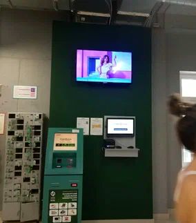 Фотография рекламного носителя, тип: Видеоэкран, адрес: Фитнес-центр «Fitness House в Мурино», Мурино пос., Шувалова ул., д.11, Ленинградская область, Россия. Сторона/вариант 1 №981207