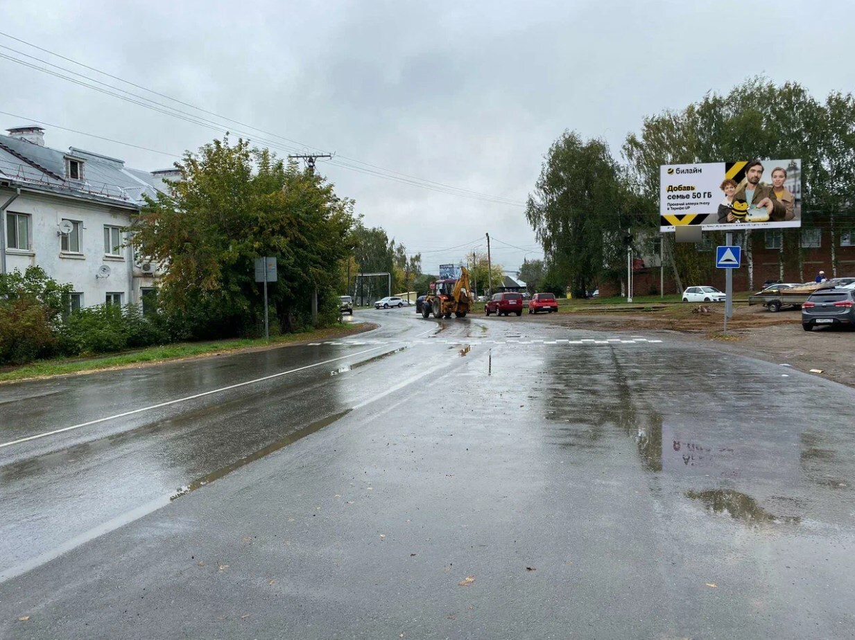 Фотография рекламного носителя, тип: Билборд 3x6, адрес: Октябрьская ул., д.44, Агрыз, Республика Татарстан, Россия. Сторона A №1325342