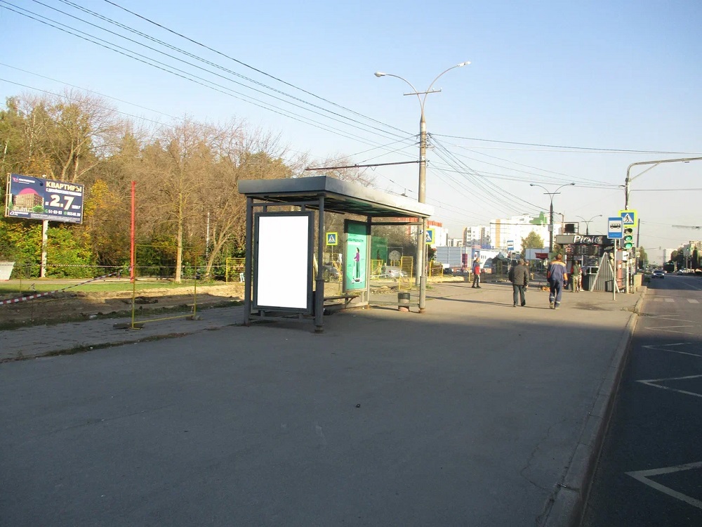 Фотография рекламного носителя, тип: Остановка 1.8x1.2, адрес: 60 лет СССР пр-т, ост."24 микрорайон", Липецк, Липецкая область, Россия. Сторона Б №1056556