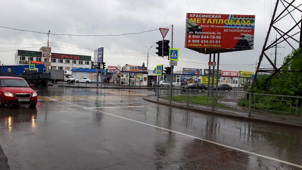 Фотография рекламного носителя, тип: Билборд 3x6, адрес: Комиссаровский пер. Х Державина ул., поз.2, Шахты, Ростовская область, Россия. Сторона В №712027