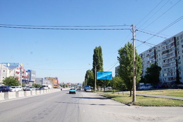 Фотография рекламного носителя, тип: Билборд 3x6, адрес: Малиновского ул., д.40/10, Ростов-на-Дону, Ростовская область, Россия. Сторона А №781761