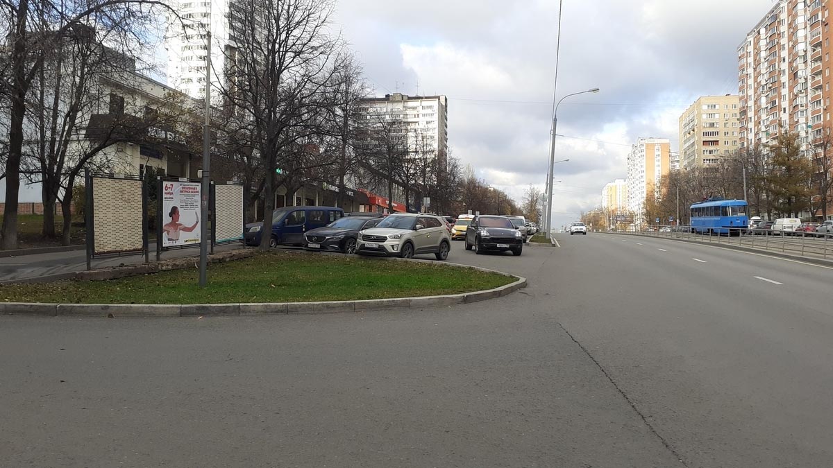 Фотография рекламного носителя, тип: Афиша 1.75x1.8, адрес: Дмитровское ш., д.7, поз.4, стенд 1, Москва, Россия. Сторона А1 №865167