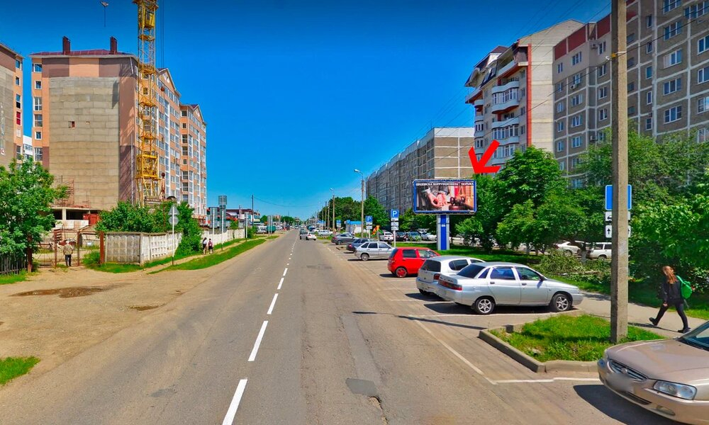 Фотография рекламного носителя, тип: Билборд 3x6, адрес: Пионерская ул., д.417, Майкоп, Республика Адыгея, Россия. Сторона А1-А3 №854365
