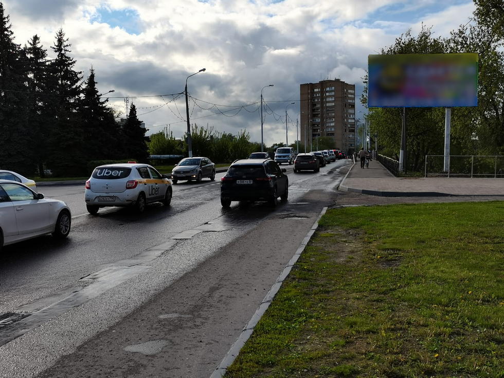 Фотография рекламного носителя, тип: Билборд 3x6, адрес: Саввы Морозова ул., у моста через р. Клязьма, Орехово-Зуево, Московская область, Россия. Сторона А №1014722