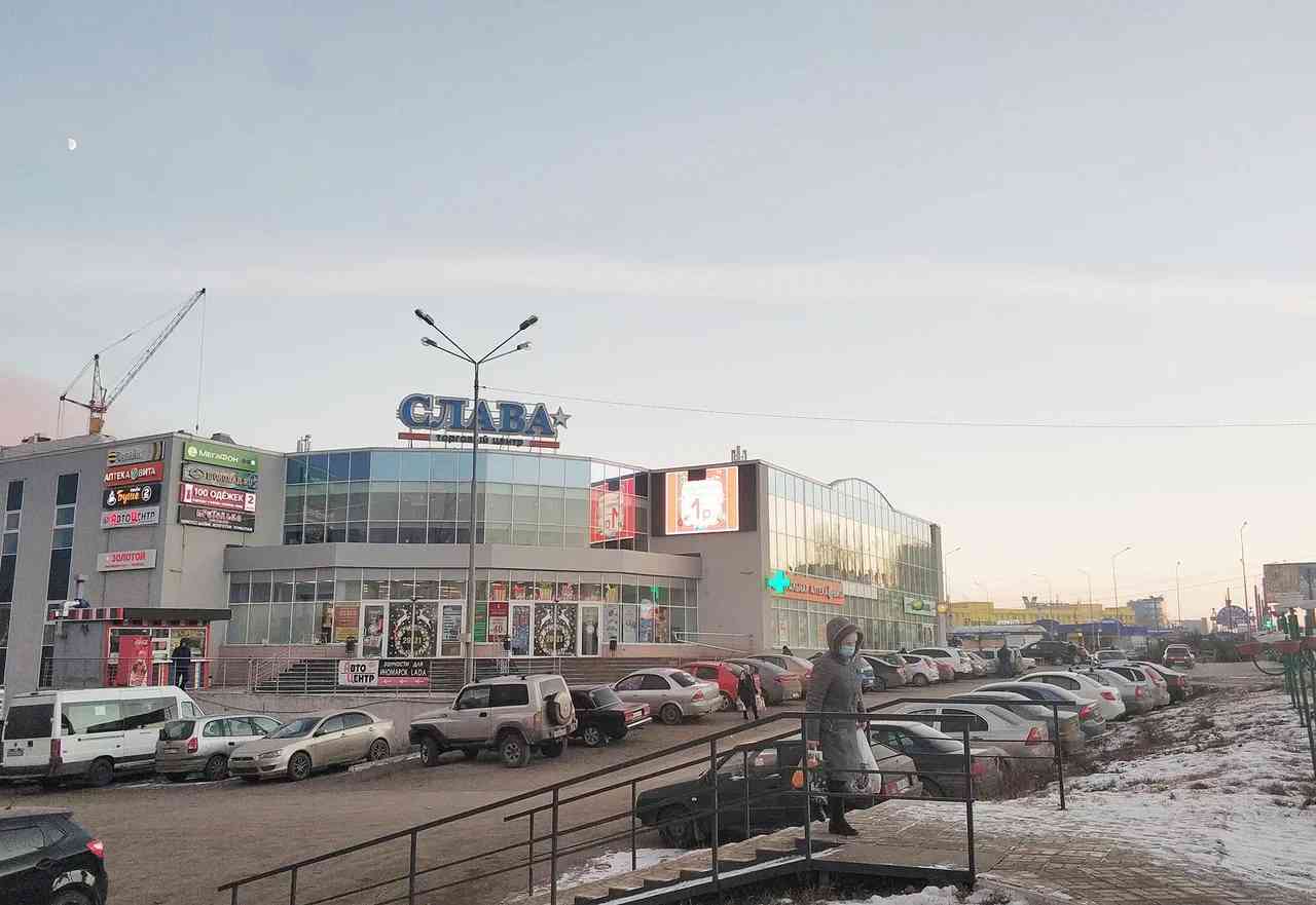 Фотография рекламного носителя, тип: Медиафасад, адрес: Ново-Терновская ул., д.1, Пенза, Пензенская область, Россия. Сторона Б1-Б10 №1094591