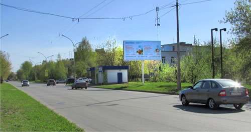 Фотография рекламного носителя, тип: Билборд 3x6, адрес: Калинина ул., д.52, Каменск-Уральский, Свердловская область, Россия. Сторона A №1013150