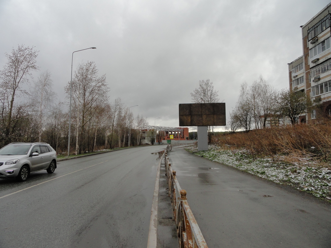 Фотография рекламного носителя, тип: Билборд 3x6, адрес: Береговая ул., д.64, Первоуральск, Свердловская область, Россия. Сторона A №1069731