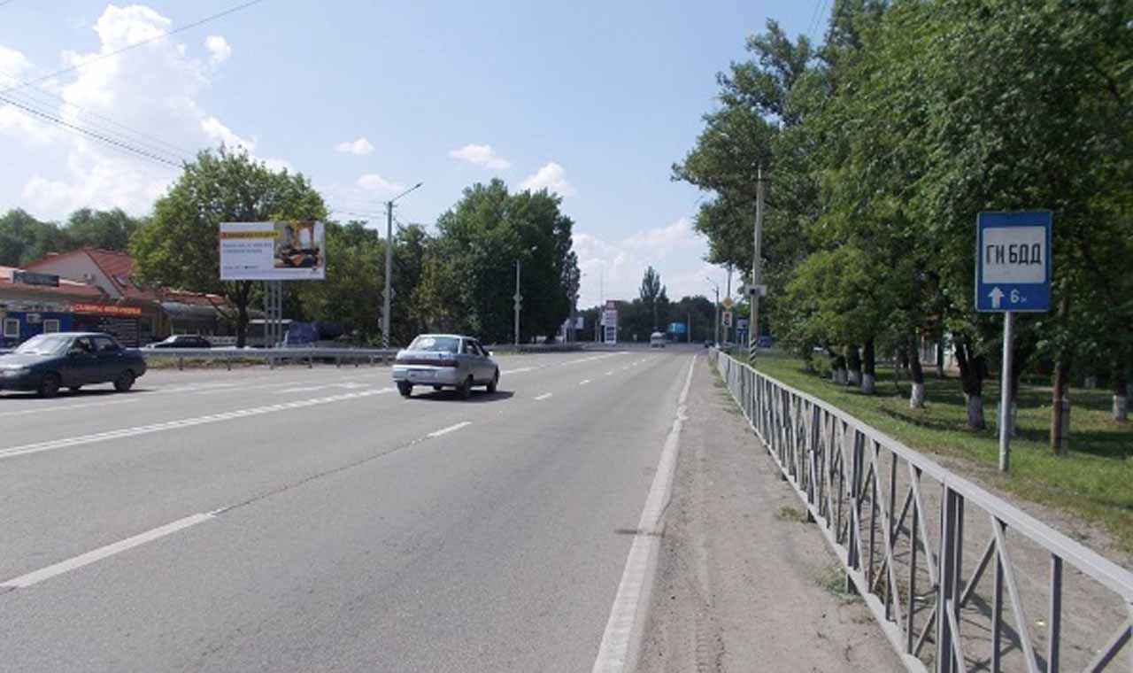 Фотография рекламного носителя, тип: Билборд 3x6, адрес: Харьковская ул., д.81, на 893 600м, Новошахтинск, Ростовская область, Россия. Сторона Б №1093621