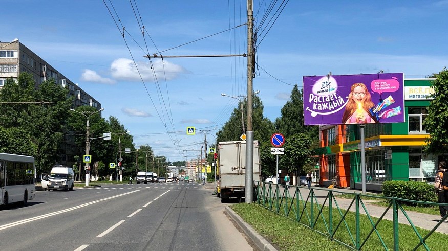 Фотография рекламного носителя, тип: Билборд 3x6, адрес: Эгерский бульвар, ост. Шумилова, Чебоксары, Республика Чувашия, Россия. Сторона A №740825