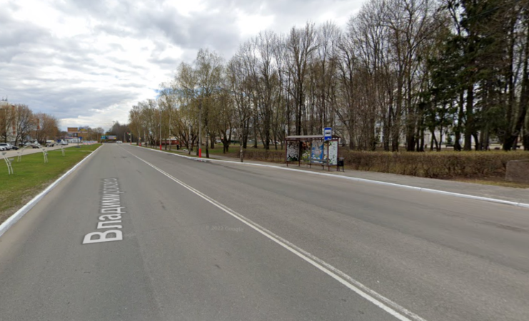 Фотография рекламного носителя, тип: Остановка 1.8x1.2, адрес: Владимирское ш., Бронепоезд, Муром, Владимирская область, Россия. Сторона A №614851