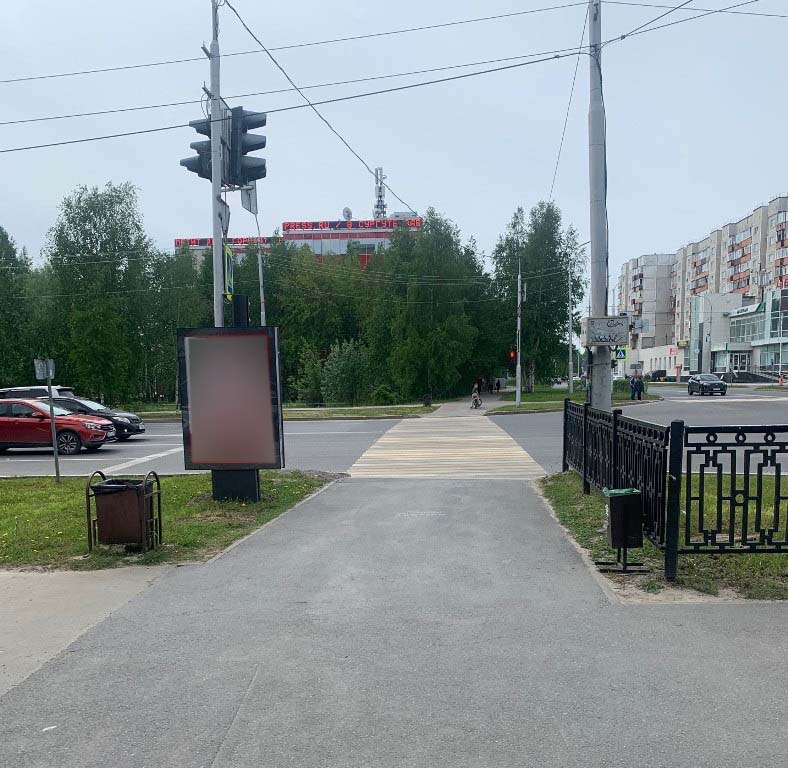 Фотография рекламного носителя, тип: Ситиформат 1.8x1.2, адрес: Ленина пр-т., д.26, Сургут, Ханты-Мансийский автономный округ – Югра, Россия. Сторона Б №960283