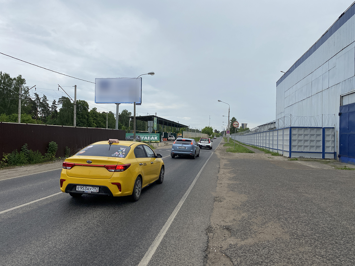 Фотография рекламного носителя, тип: Билборд 3x6, адрес: Праволинейная ул., напротив ЖМЗ, Жуковский, Московская область, Россия. Сторона Б №978296