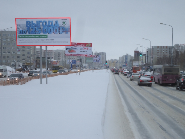 Фотография рекламного носителя, тип: Билборд 3x6, адрес: Мира ул., д.32, поз.2, Сургут, Ханты-Мансийский автономный округ – Югра, Россия. Сторона А №440179