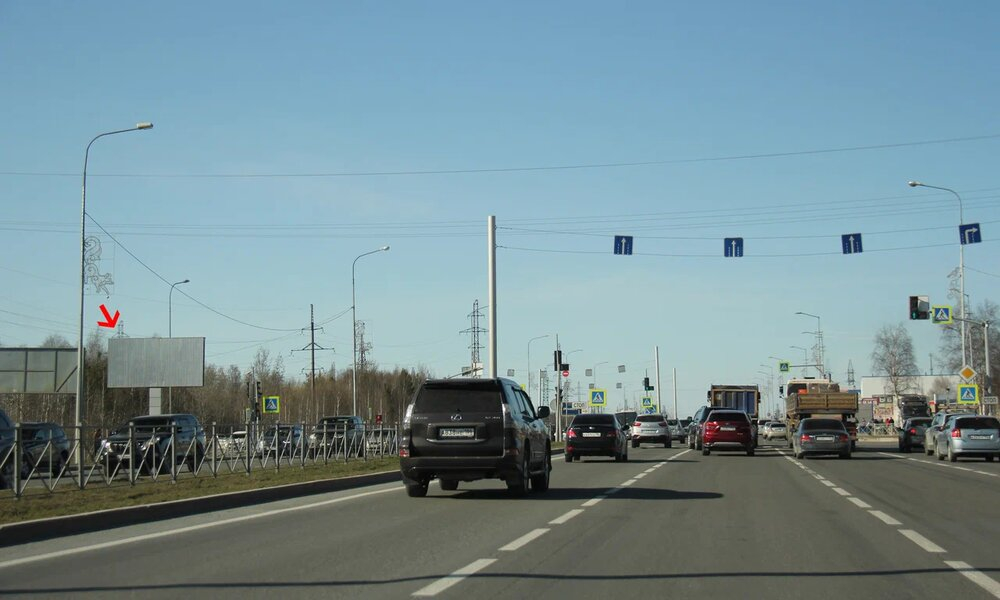 Фотография рекламного носителя, тип: Билборд 3x6, адрес: Аэрофлотская ул., поз.2, Сургут, Ханты-Мансийский автономный округ – Югра, Россия. Сторона Б №1068221