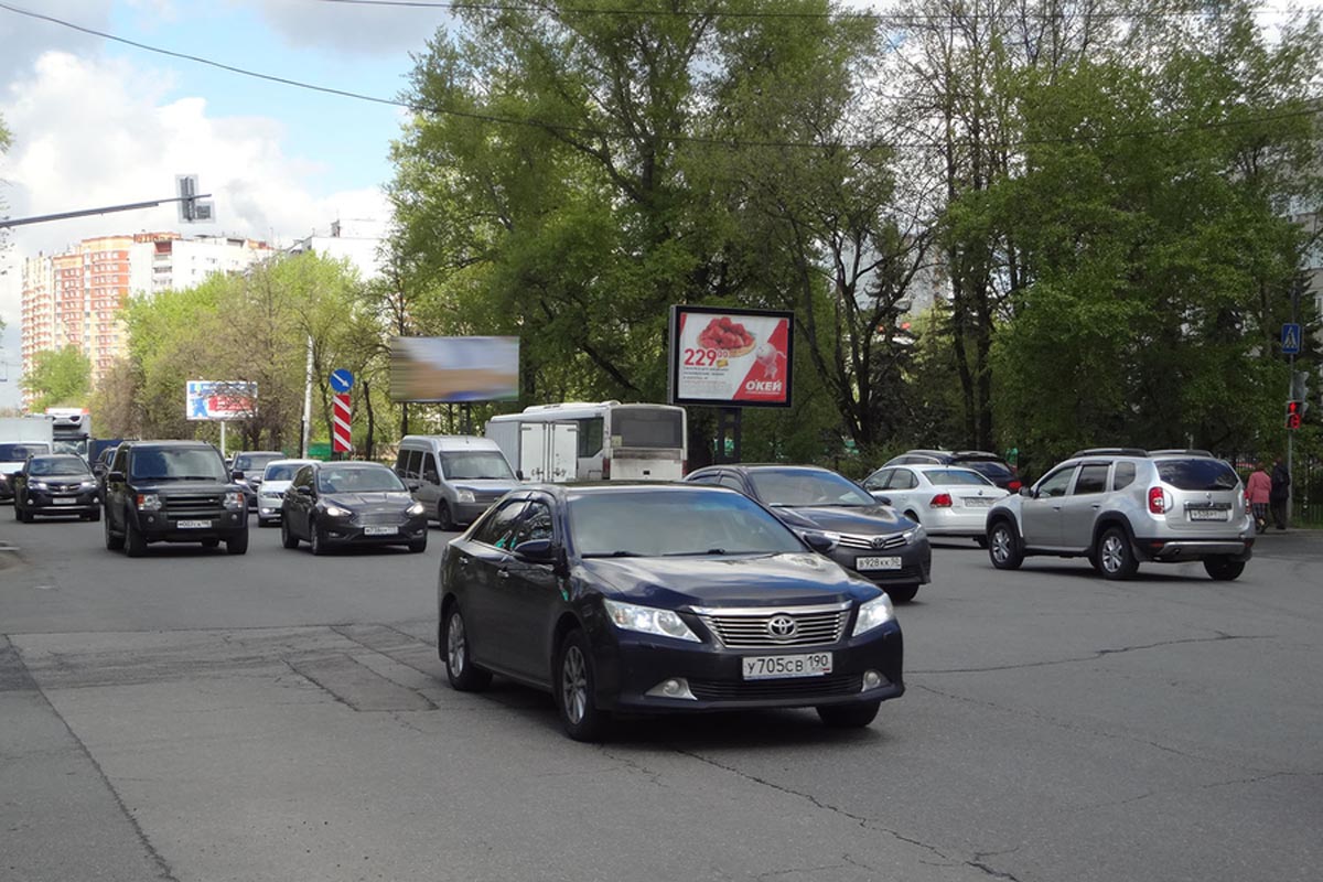 Фотография рекламного носителя, тип: Ситиборд 2.7x3.7, адрес: Октябрьский пр-т., д.15 Х Парковая ул., Люберцы, Московская область, Россия. Сторона A №836807