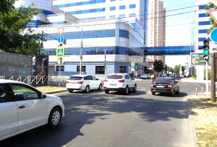 Фотография рекламного носителя, тип: Пиллар 3x1.4, адрес: Северная ул., д.333 Х Леваневского ул., Краснодар, Краснодарский край, Россия. Сторона Б2 №679266