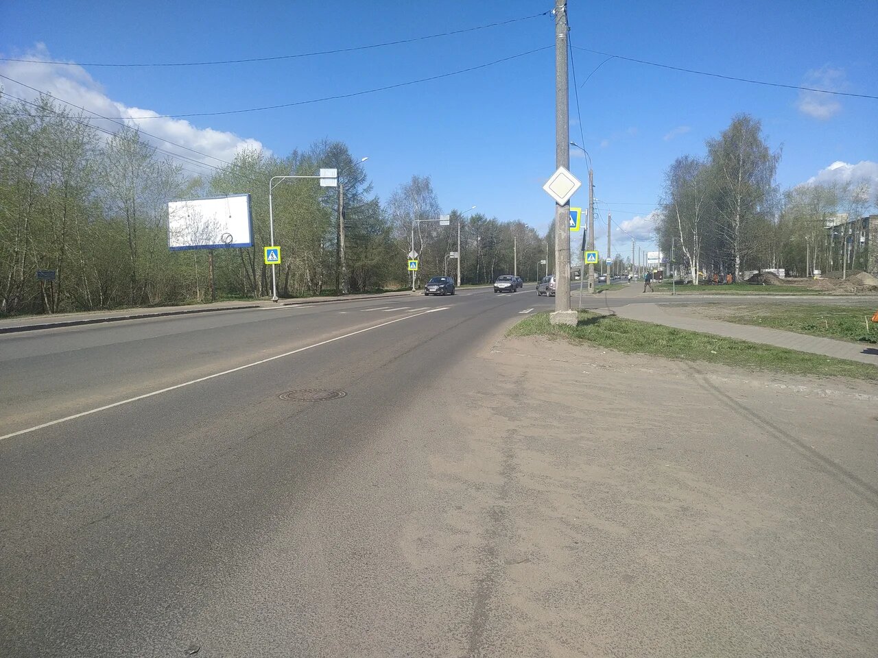 Фотография рекламного носителя, тип: Билборд 3x6, адрес: Ленинградский пр-т. Х Русанова ул., Архангельск, Архангельская область, Россия. Сторона В №765772