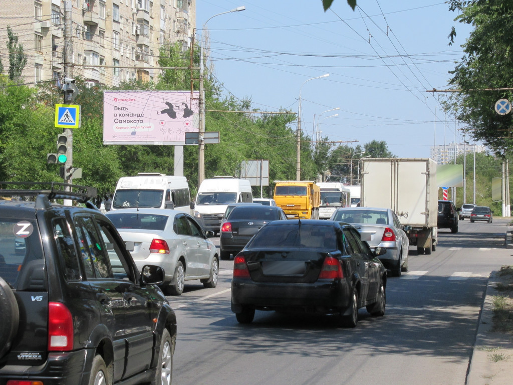 Фотография рекламного носителя, тип: Билборд 3x6, адрес: Еременко ул., д.33 Х Хользунова ул., Волгоград, Волгоградская область, Россия. Сторона Б №1000549