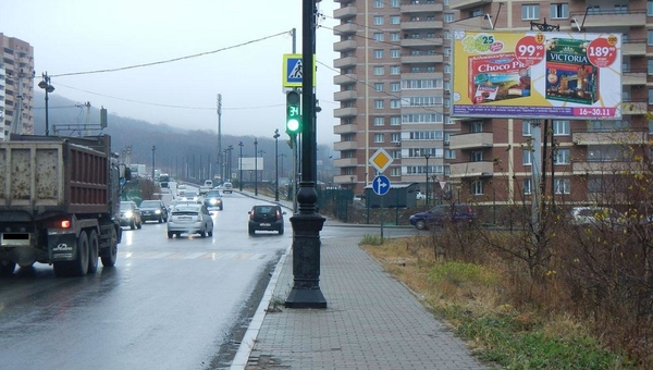Фотография рекламного носителя, тип: Билборд 3x6, адрес: Щетининой ул., д.32 Х Горшкова ул., Владивосток, Приморский край, Россия. Сторона А1 №774901