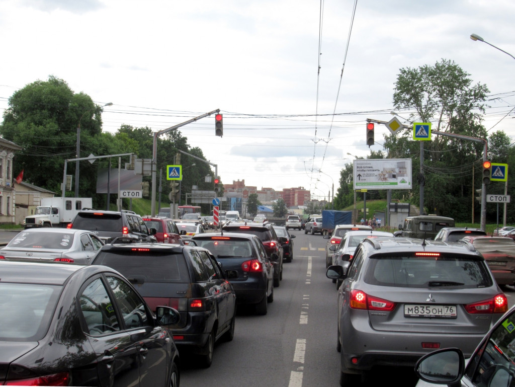 Фотография рекламного носителя, тип: Билборд 3x6, адрес: Московский пр-т., д.30/1, Ярославль, Ярославская область, Россия. Сторона А12 №794140