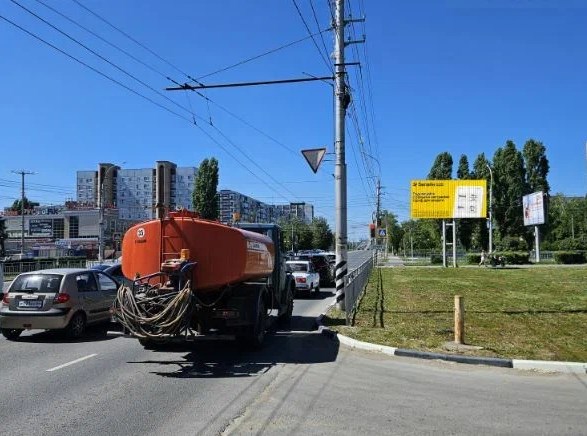 Фотография рекламного носителя, тип: Билборд 3x6, адрес: 30 лет Победы ул. X Трнавская ул., Балаково, Саратовская область, Россия. Сторона A №1325408