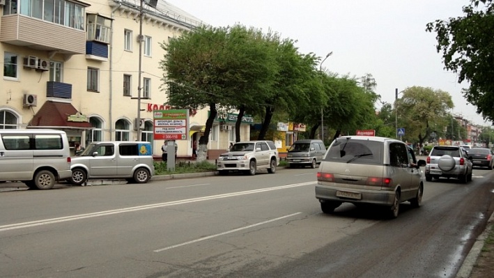 Фотография рекламного носителя, тип: Нестандартный ситиформат, адрес: Некрасова ул., д.61, поз.2, Уссурийск, Приморский край, Россия. Сторона В №791438