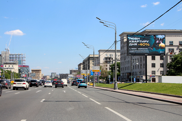Фотография рекламного носителя, тип: Билборд 3x6, адрес: Кутузовский пр-т., д.45-47 Х Победы пл., Москва, Россия. Сторона А1 №605102