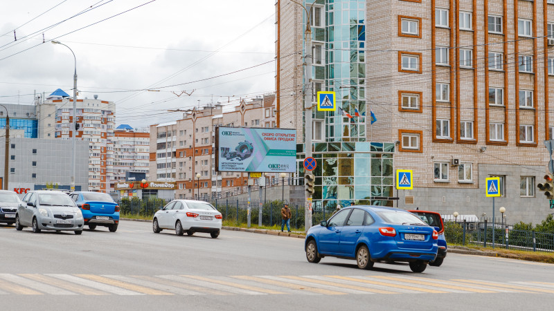 Фотография рекламного носителя, тип: Билборд 3x6, адрес: Карла Либкнехта ул. Х Красноармейская ул., Федеральное казначейство, Ижевск, Республика Удмуртия, Россия. Сторона A1-A12 №855481