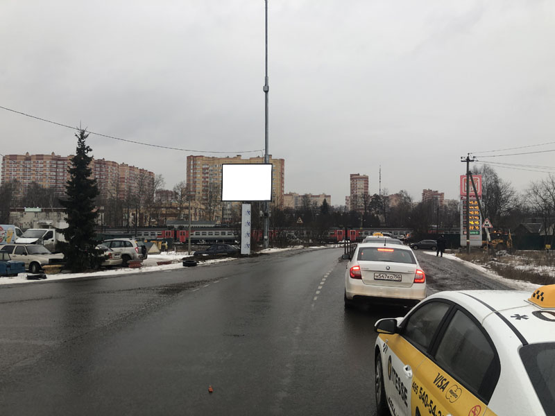 Фотография рекламного носителя, тип: Ситиборд 2.7x3.7, адрес: Южная ул., ГСК "Дружба-4", Ивантеевка, Московская область, Россия. Сторона В1-B5 №826260