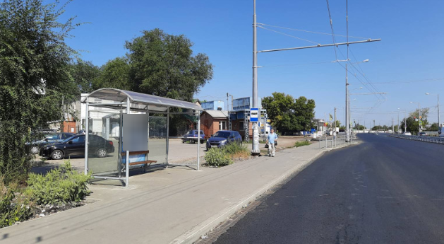 Фотография рекламного носителя, тип: Остановка 1.8x1.2, адрес: Пугачевский тр-т., д.69, Самара, Самарская область, Россия. Сторона B2 №830324