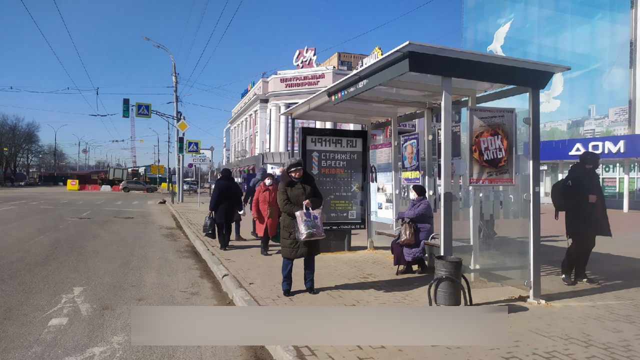 Фотография рекламного носителя, тип: Остановка 1.8x1.2, адрес: Мира пл., д.3, Орел, Орловская область, Россия. Сторона A №701191