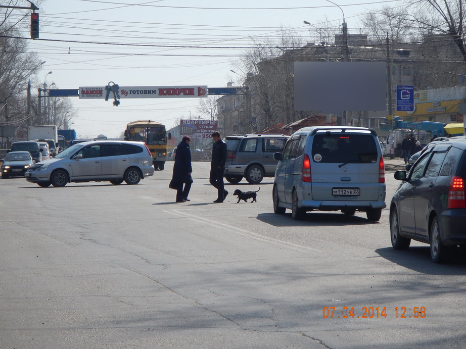 Фотография рекламного носителя, тип: Билборд 3x6, адрес: Краснореченская ул., поз.6, Хабаровск, Хабаровский край, Россия. Сторона A1-A3 №482340