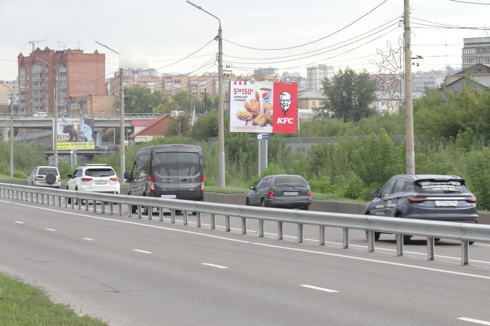 Фотография рекламного носителя, тип: Ситиборд 2.7x3.7, адрес: Брянская ул., д.324, Красноярск, Красноярский край, Россия. Сторона A №819818