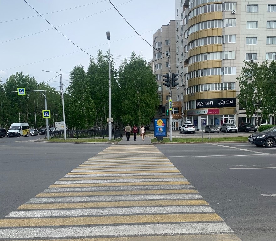 Фотография рекламного носителя, тип: Ситиформат 1.8x1.2, адрес: Ленина пр-т., д.26, Сургут, Ханты-Мансийский автономный округ – Югра, Россия. Сторона А №960282