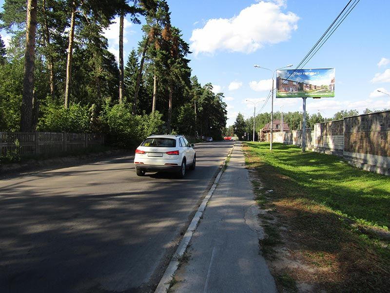 Фотография рекламного носителя, тип: Билборд 3x6, адрес: Аникеевка-Нахабино а/д., 1 200м, Московская область, Россия. Сторона A №583962