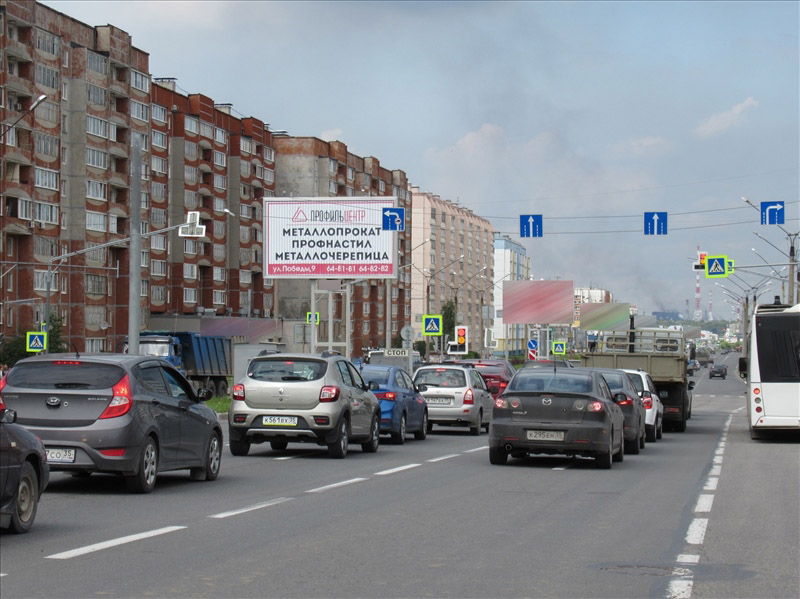 Фотография рекламного носителя, тип: Билборд 3x6, адрес: Октябрьский пр-т., д.73, Череповец, Вологодская область, Россия. Сторона А1-А3 №638591
