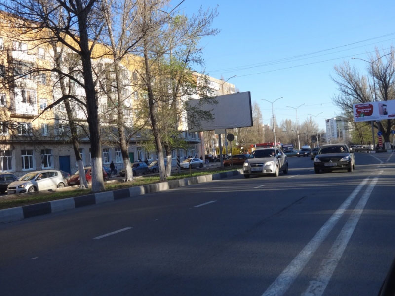 Фотография рекламного носителя, тип: Билборд 3x6, адрес: Строителей пр-т., д.28 Х 1-й Строителей пр-т., Саратов, Саратовская область, Россия. Сторона В №606817