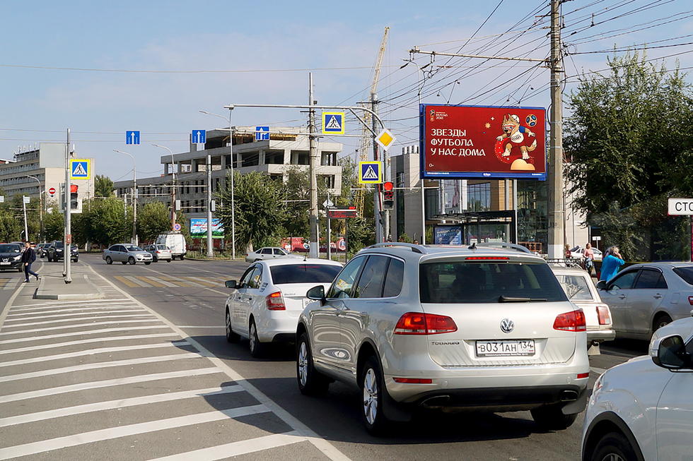 Фотография рекламного носителя, тип: Билборд 3x6, адрес: Ленина пр-т., д.78, стр.1, Волгоград, Волгоградская область, Россия. Сторона А №337553