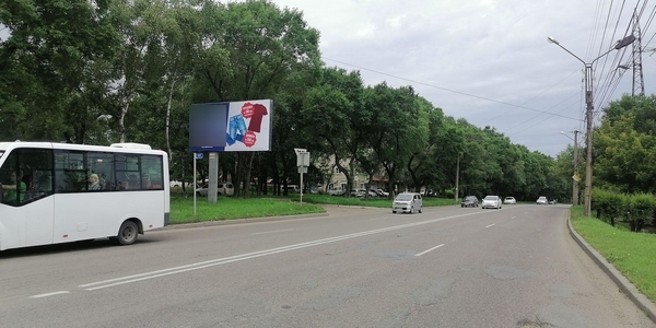 Фотография рекламного носителя, тип: Билборд 3x6, адрес: Владивостокское ш., д.115, Уссурийск, Приморский край, Россия. Сторона Б1-Б10 №756873
